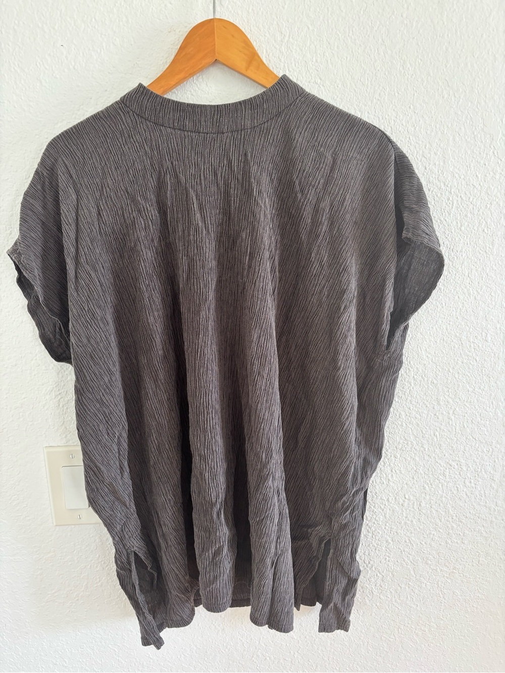Eileen Fisher Short-Sleeve Crinkle Shirt - Charcoal Gray, size L